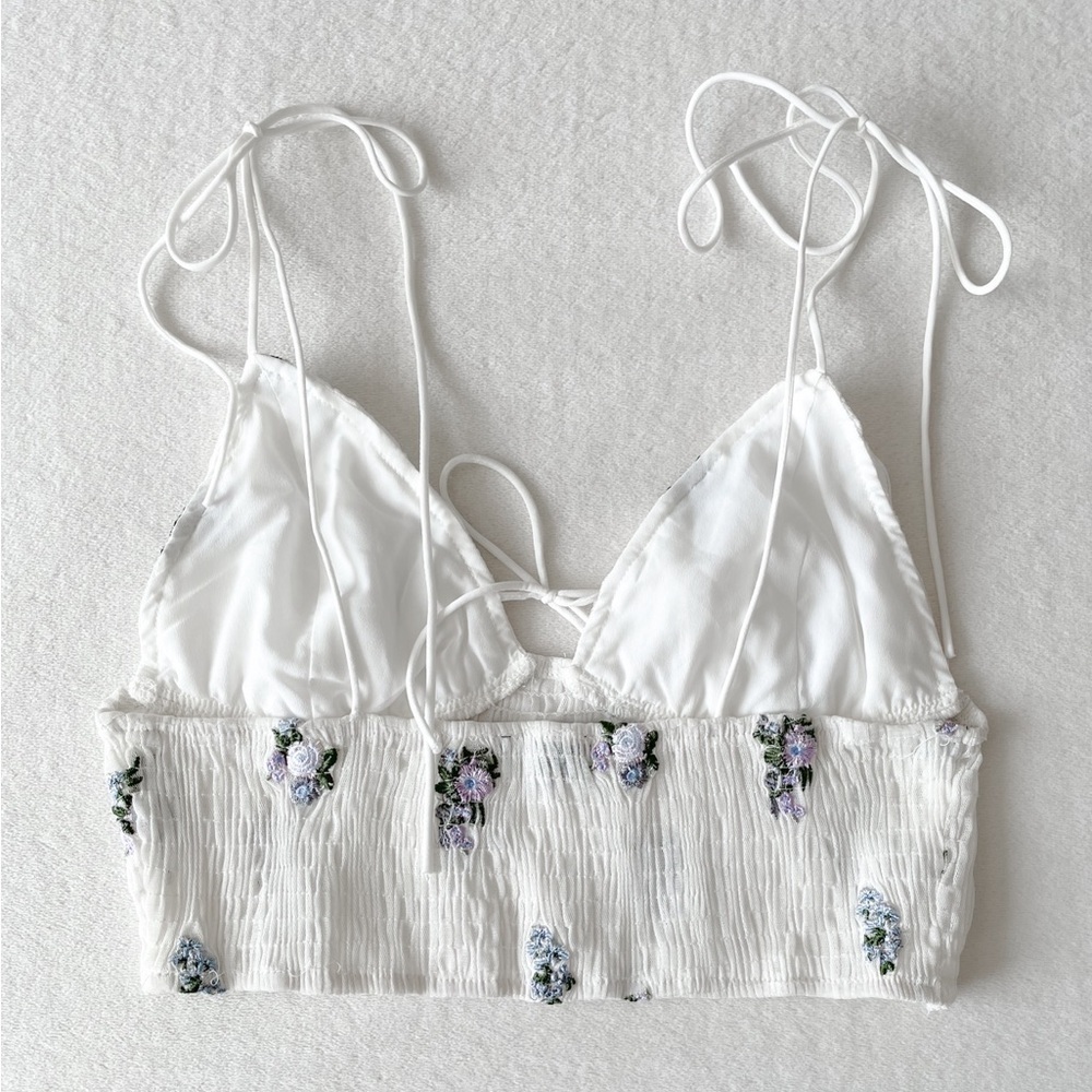 Embroidered Floral Tank - Picture 7 of 9
